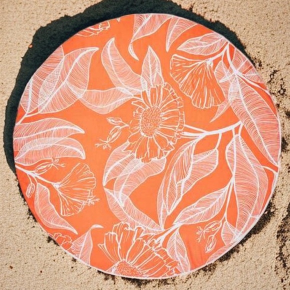 NWT Summer & Rose Orange Palm Outdoor Roundie Beach Towel - Picture 2 of 4